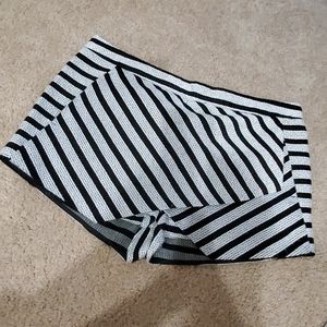 Express Stripe Skort